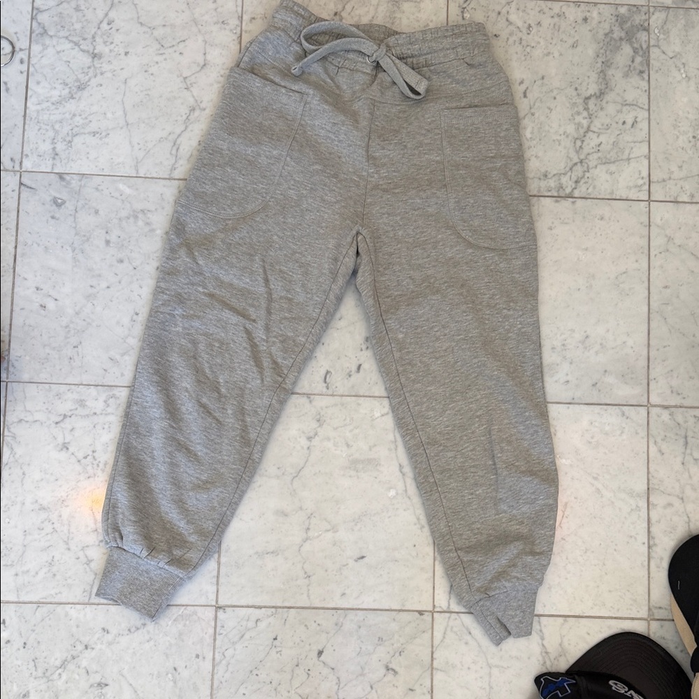 TALULAH Gray Women's Jogger Pants